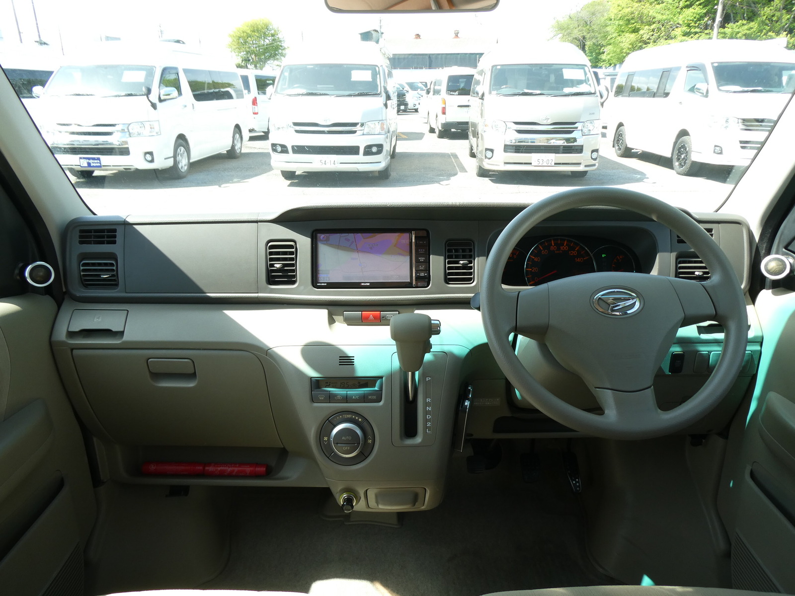 キャンピングカー軽キャンパー