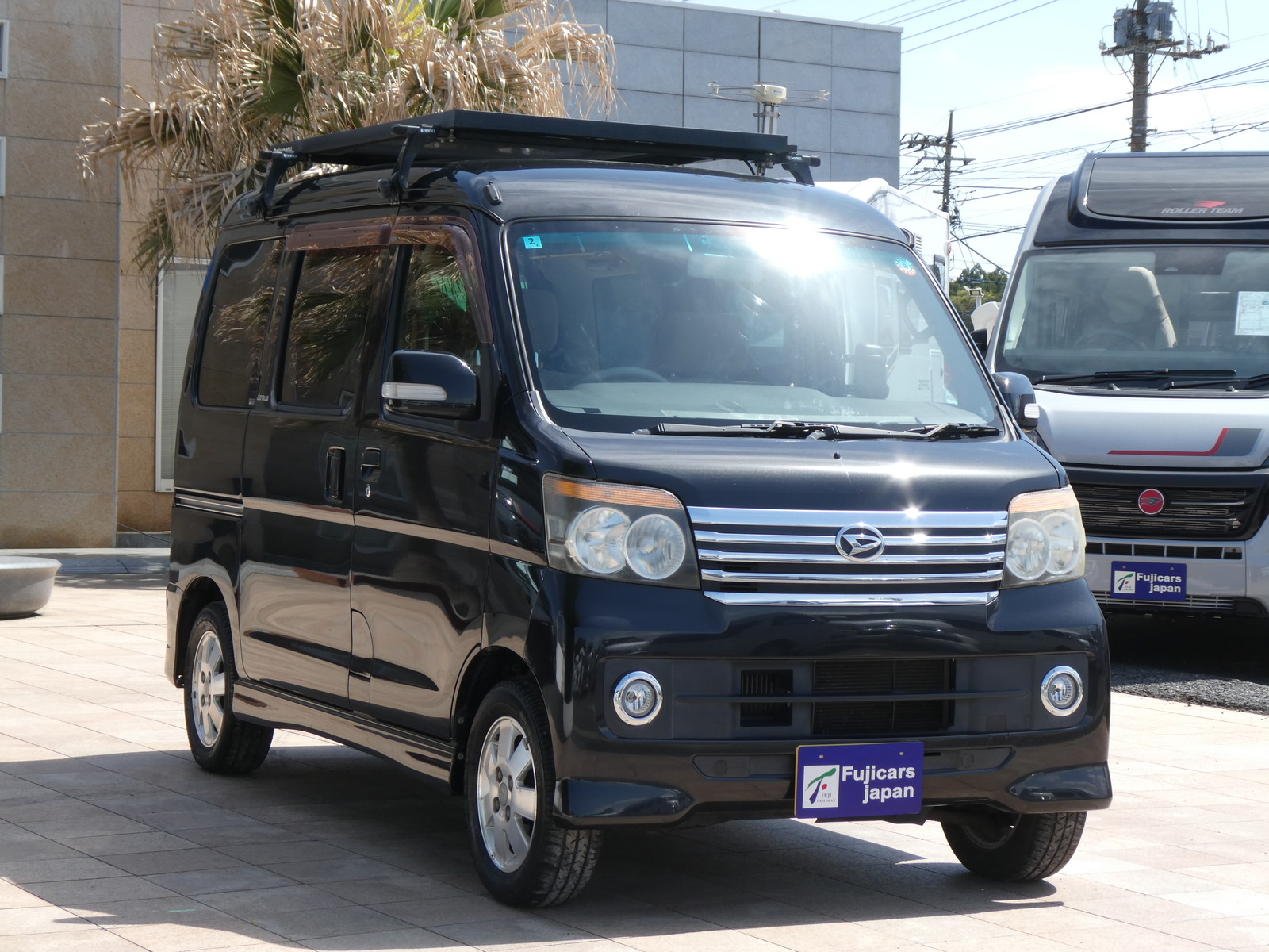 キャンピングカー軽キャンパー