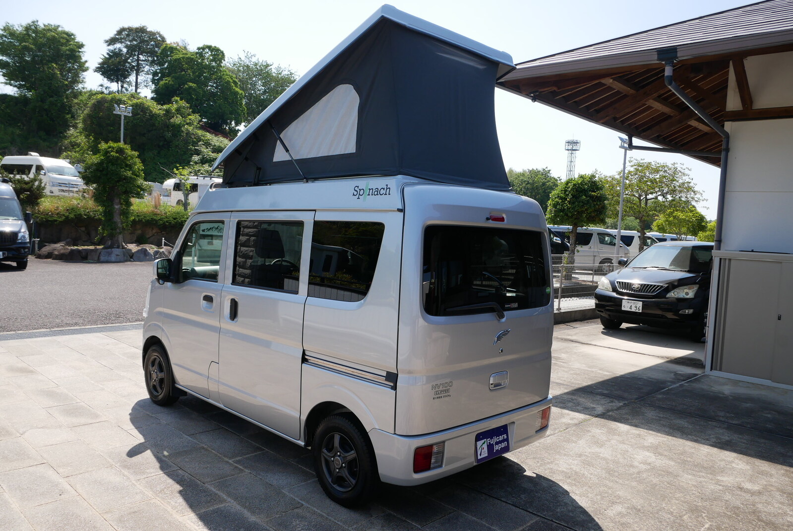 キャンピングカー軽キャンパー