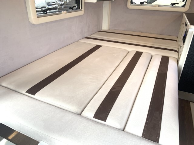 キャンピングカー軽キャンパー