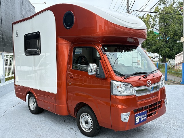 キャンピングカー軽キャンパー
