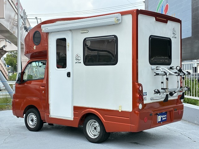 キャンピングカー軽キャンパー