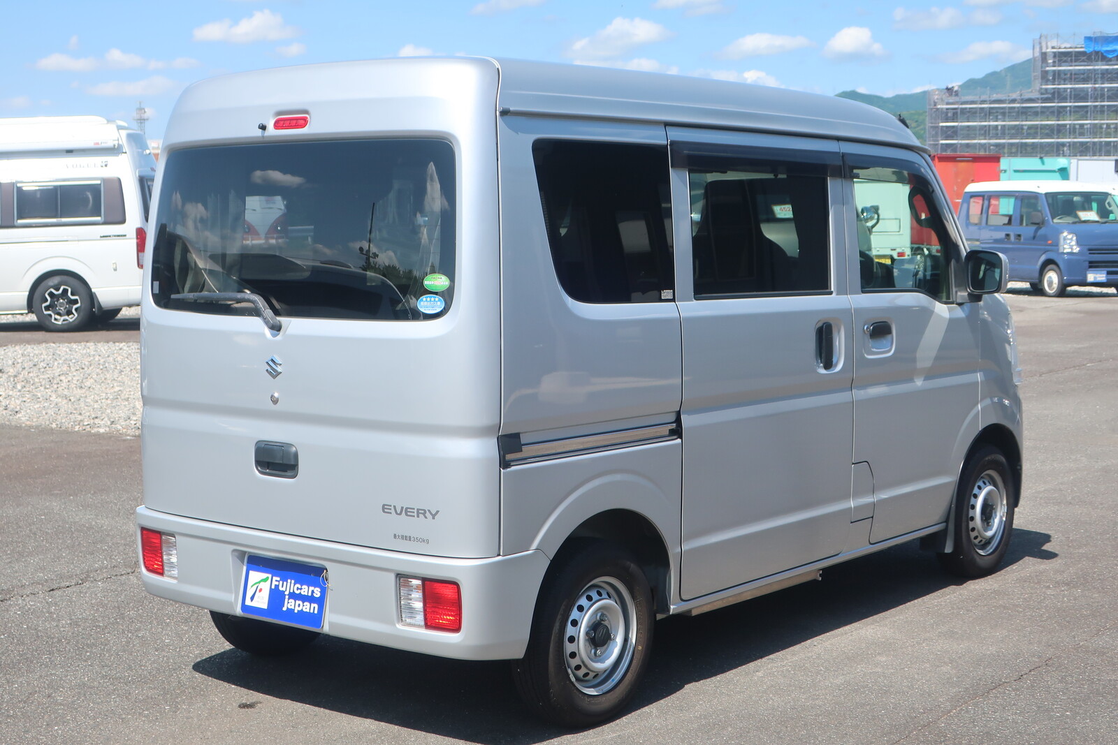 キャンピングカー軽キャンパー