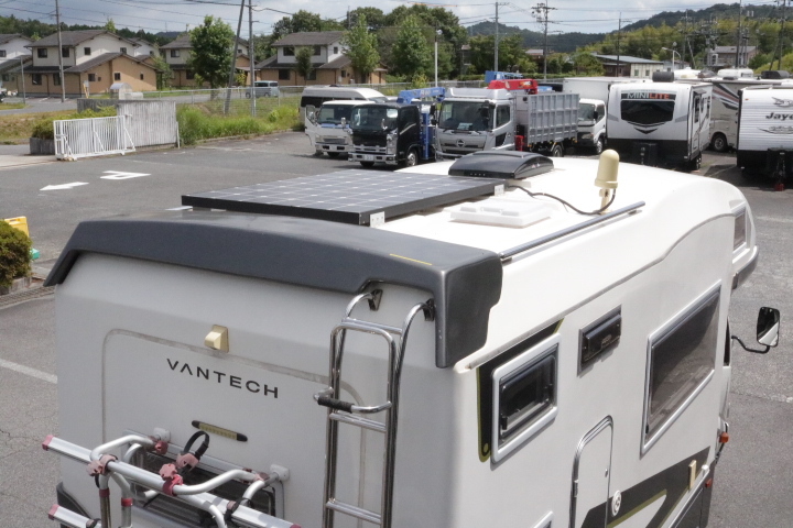 キャンピングカーキャブコン