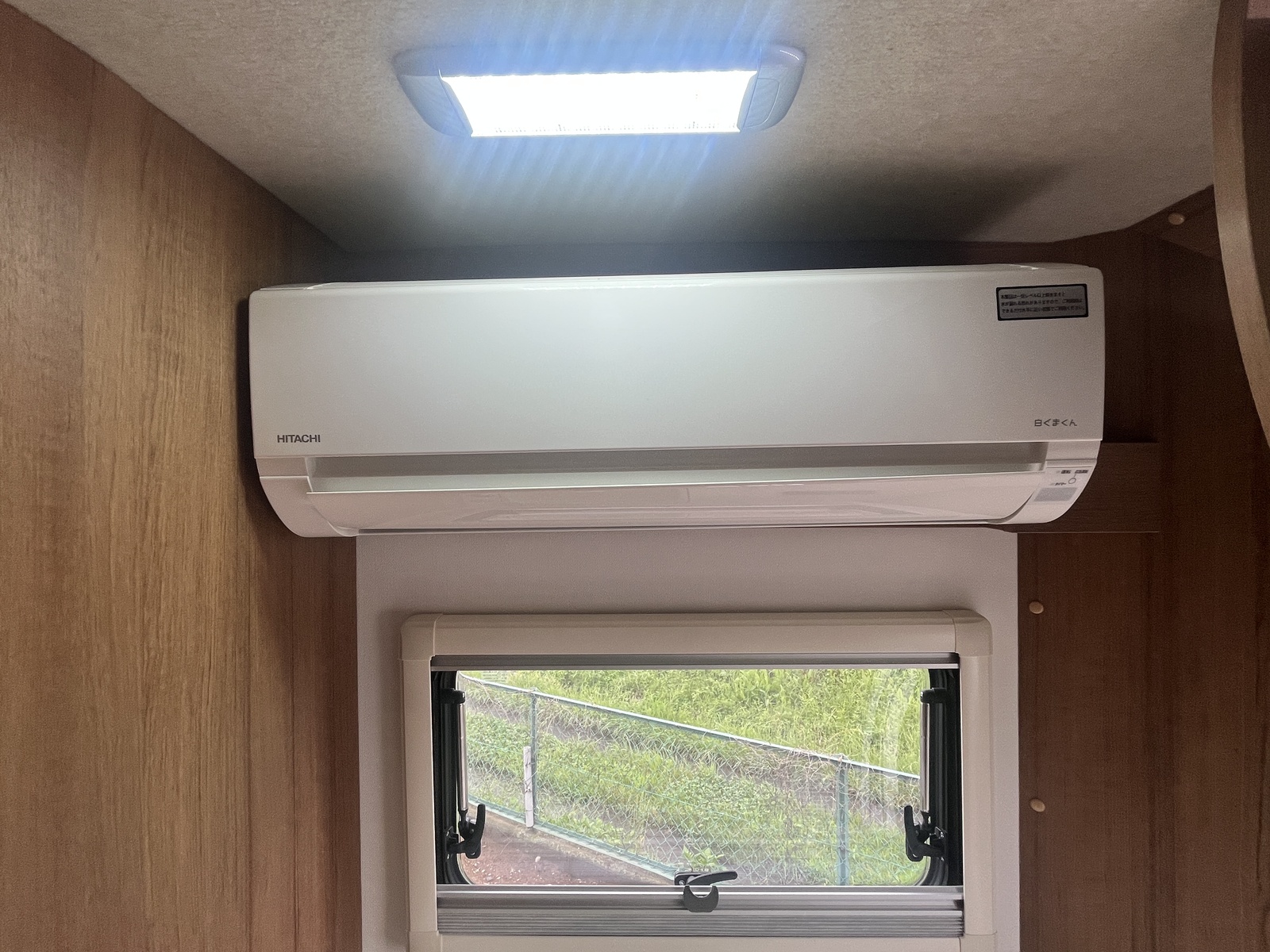 キャンピングカーキャブコン