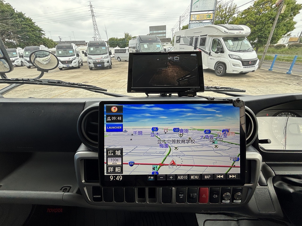 キャンピングカーキャブコン