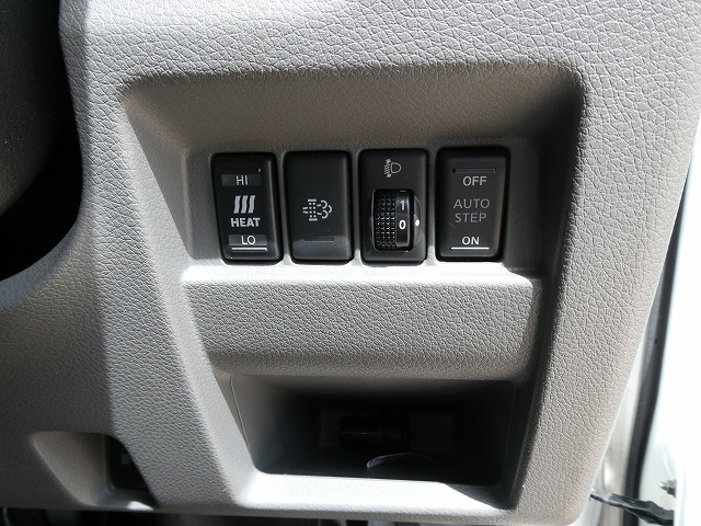 日産NV350キャラバン 
