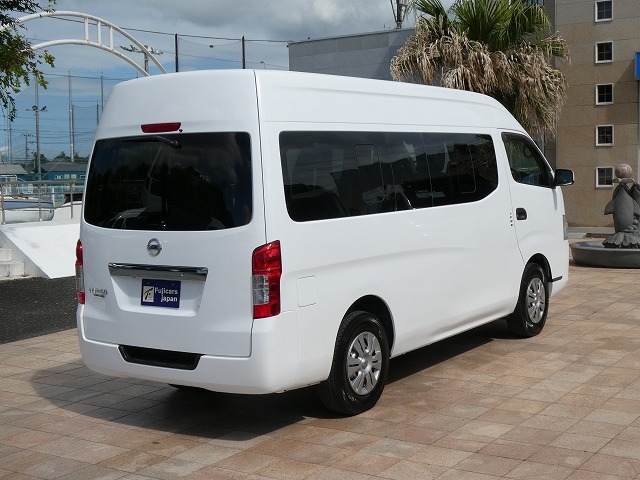 日産NV350キャラバン 