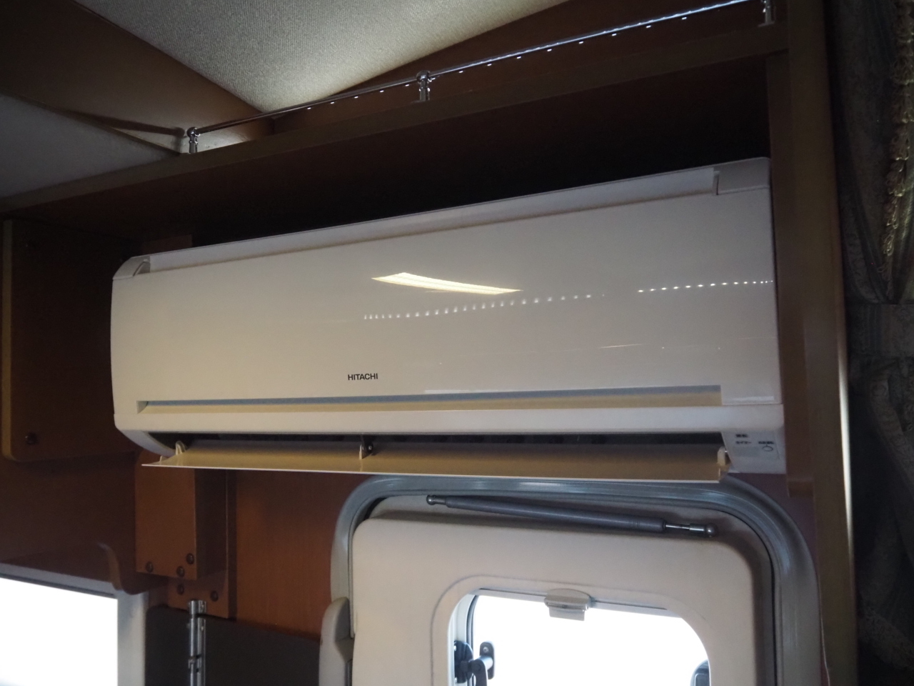 キャンピングカーキャブコン