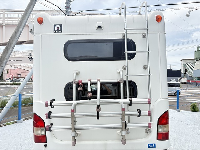 キャンピングカーキャブコン