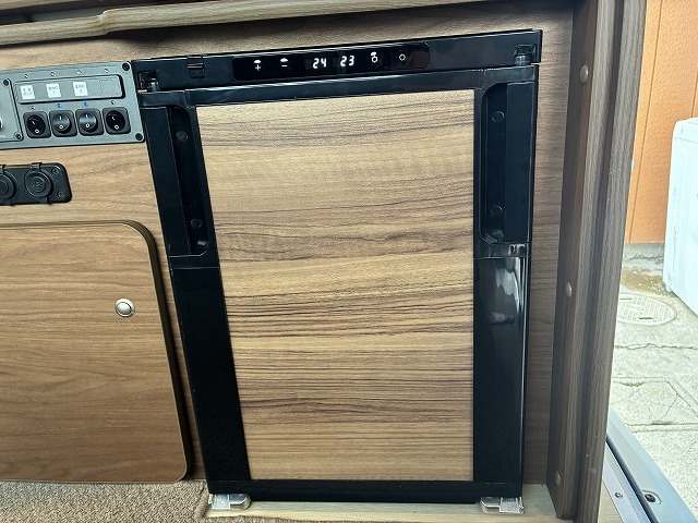 キャンピングカーバンコン