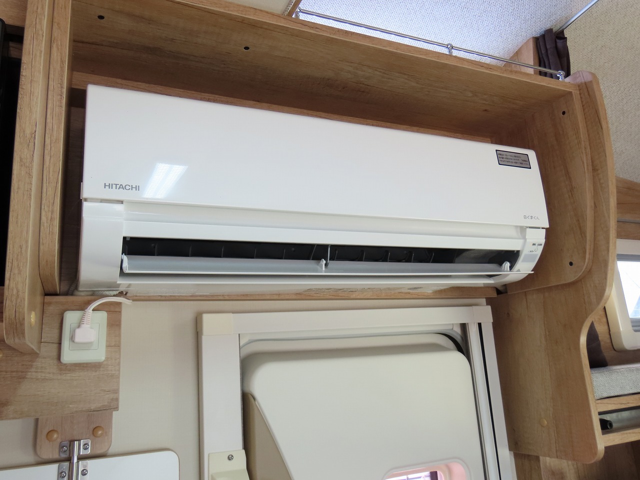 キャンピングカーキャブコン