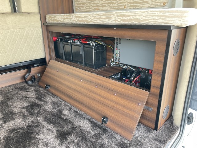 キャンピングカーバンコン