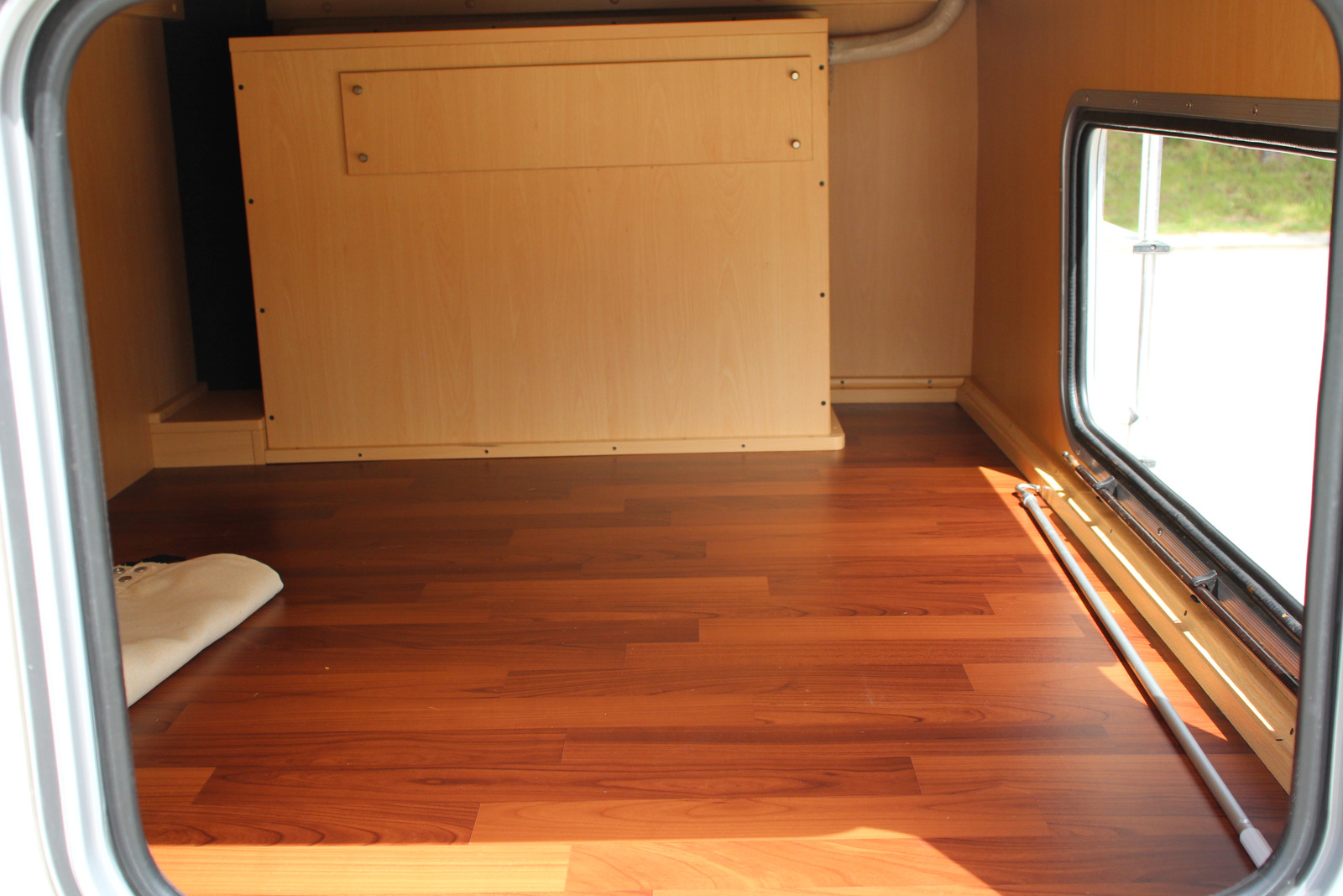キャンピングカーキャブコン