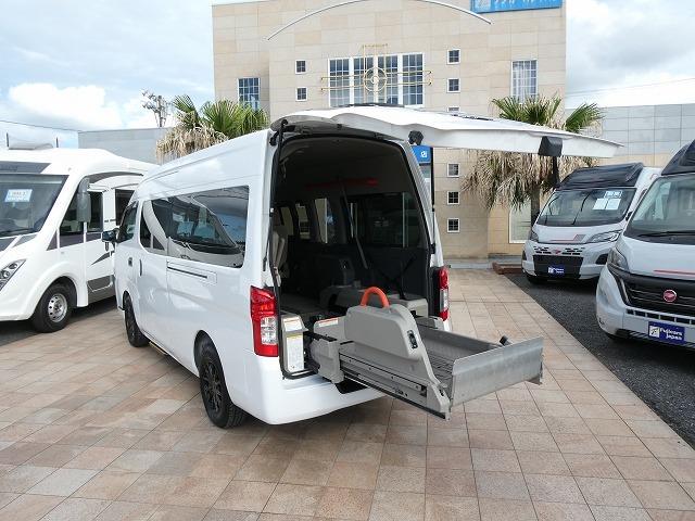 日産NV350 キャラバン