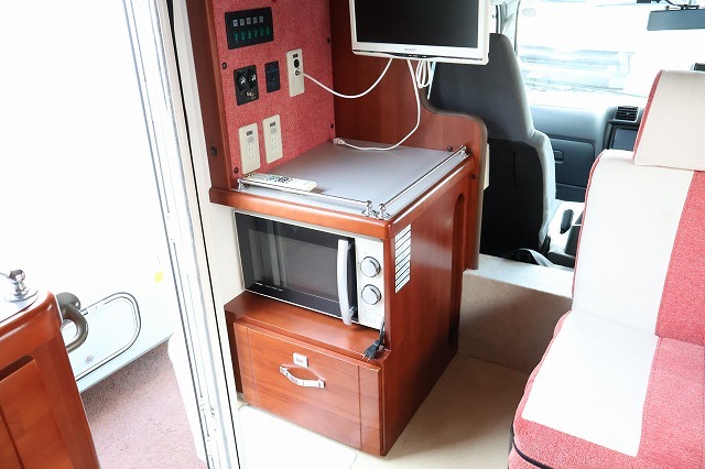 キャンピングカーキャブコン