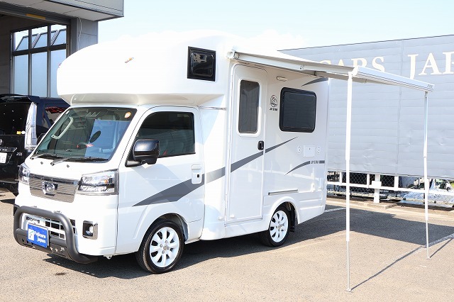 キャンピングカー軽キャンパー
