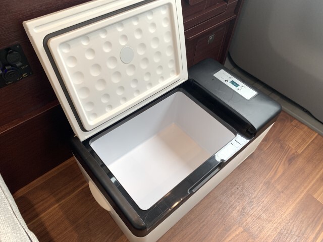 キャンピングカーバンコン