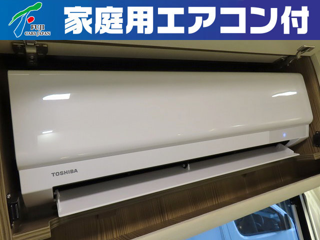 キャンピングカーキャブコン