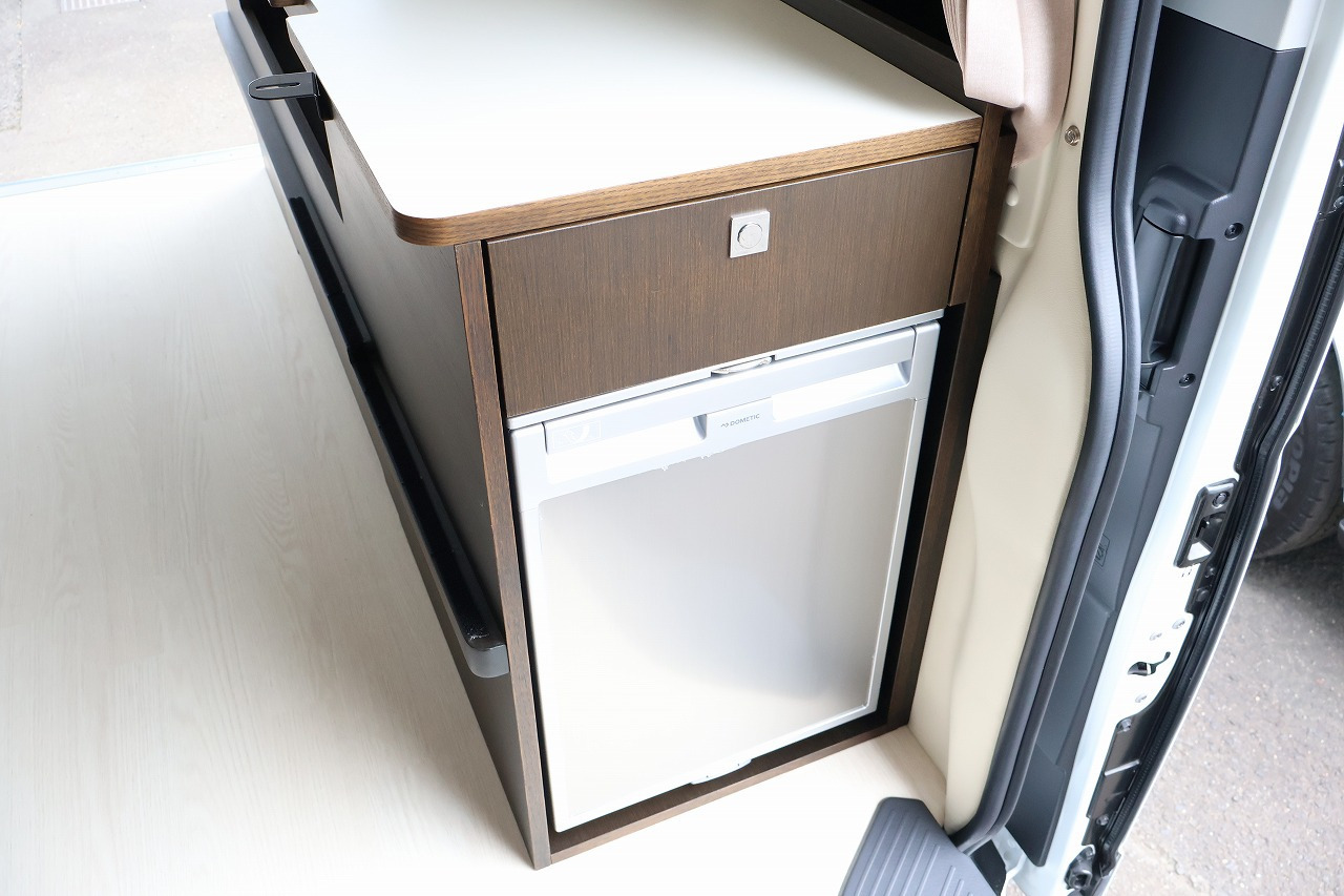 キャンピングカーバンコン