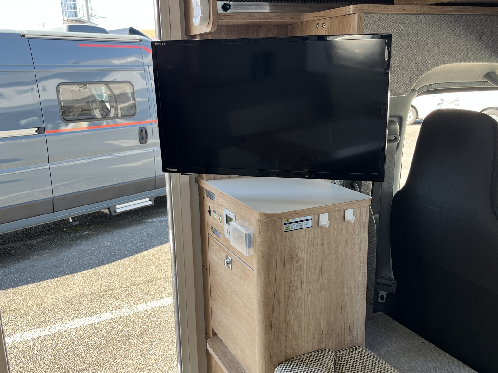 キャンピングカーキャブコン