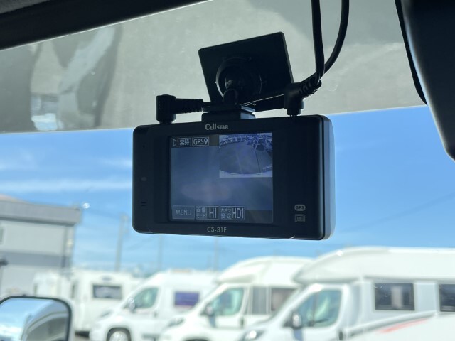 キャンピングカーキャブコン