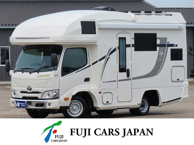 キャブコン カムロード ジル520イリス特別仕様 登録済み未使用