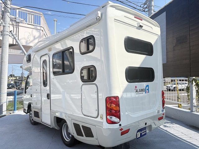 キャンピングカーキャブコン
