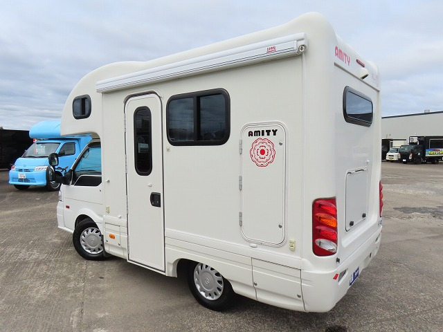キャンピングカーキャブコン