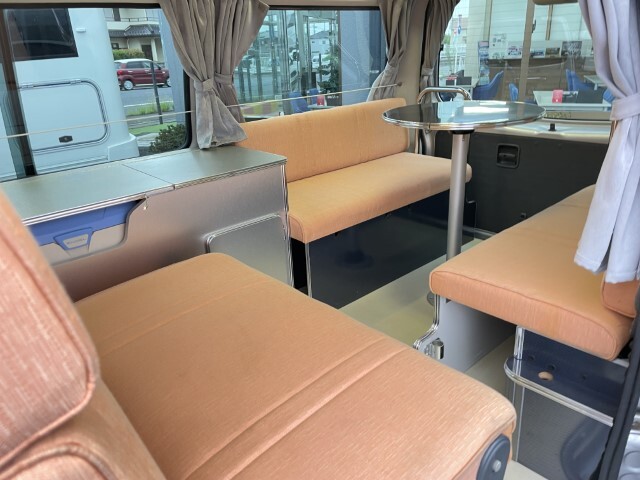 キャンピングカーバンコン