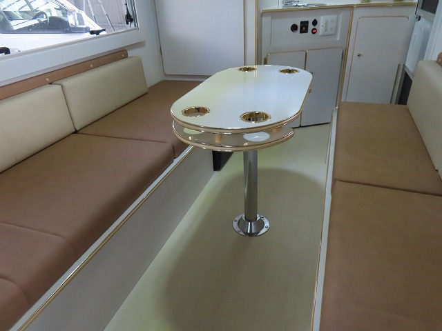 キャンピングカーキャブコン
