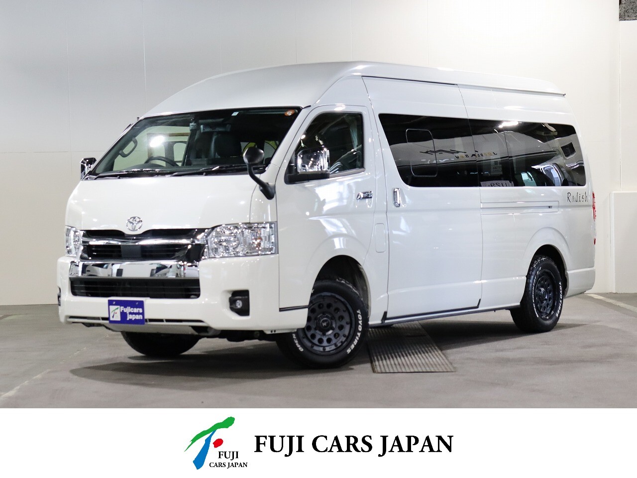 バンコン ハイエース ナッツRV ラディッシュ 4WD　DC冷蔵庫