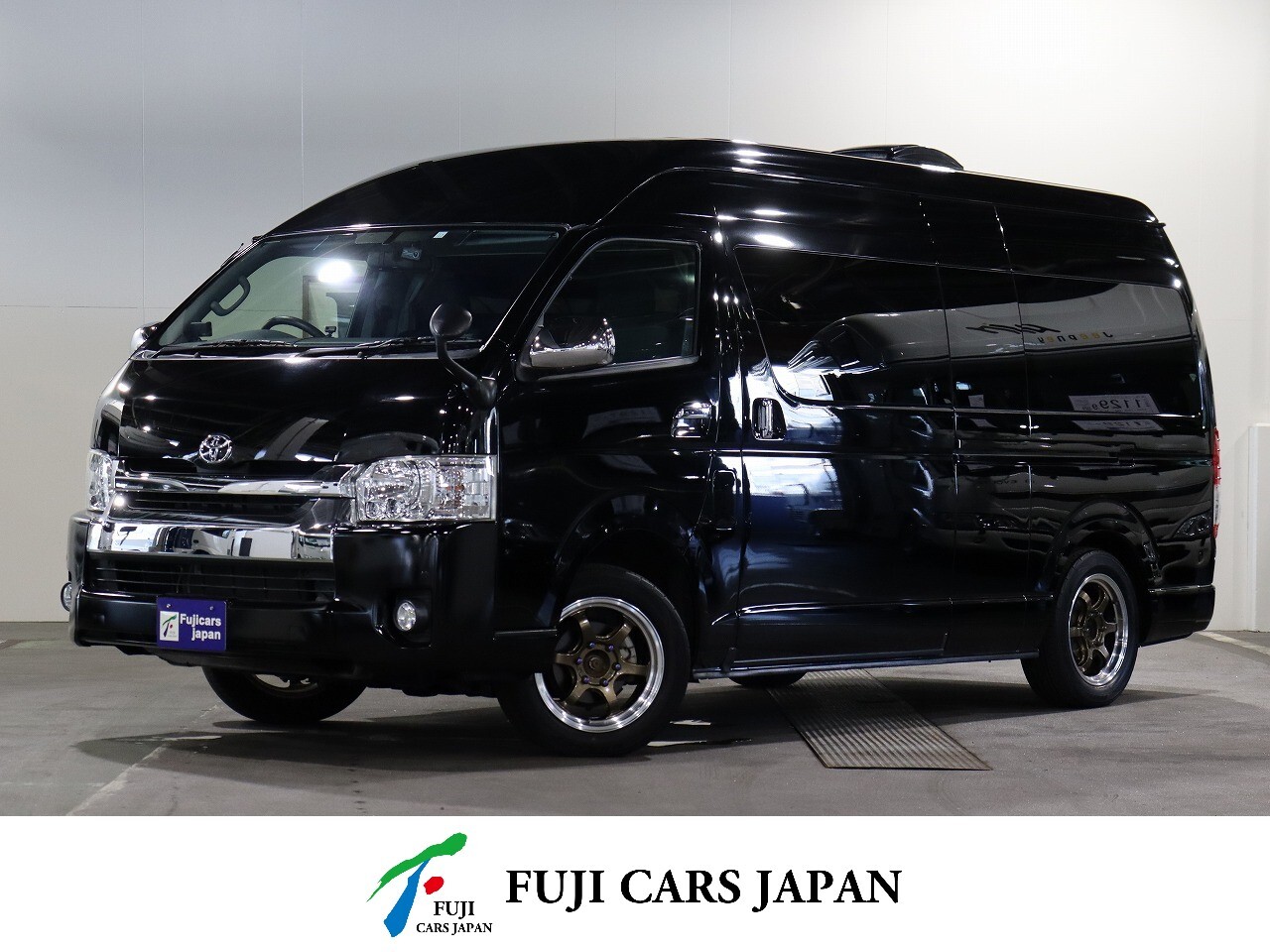 バンコン ハイエース レクビィ トップセイル 4WD　DC冷蔵庫