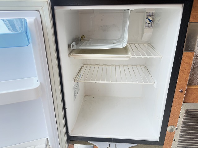 キャンピングカーキャブコン
