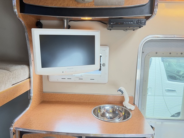 キャンピングカーキャブコン