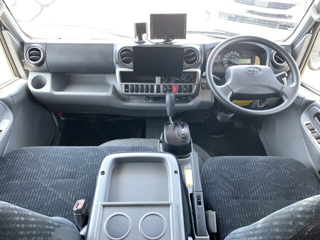 キャンピングカーキャブコン