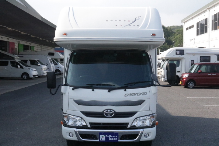 キャンピングカーキャブコン