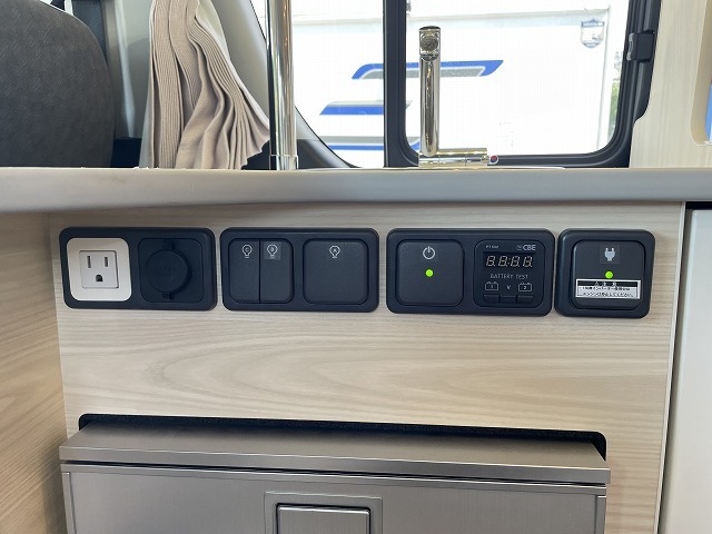 キャンピングカーバンコン
