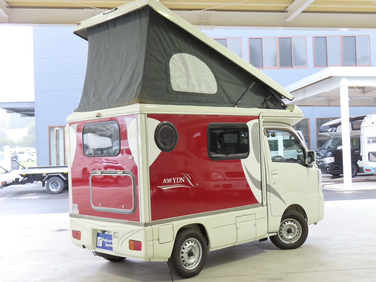 キャンピングカー軽キャンパー