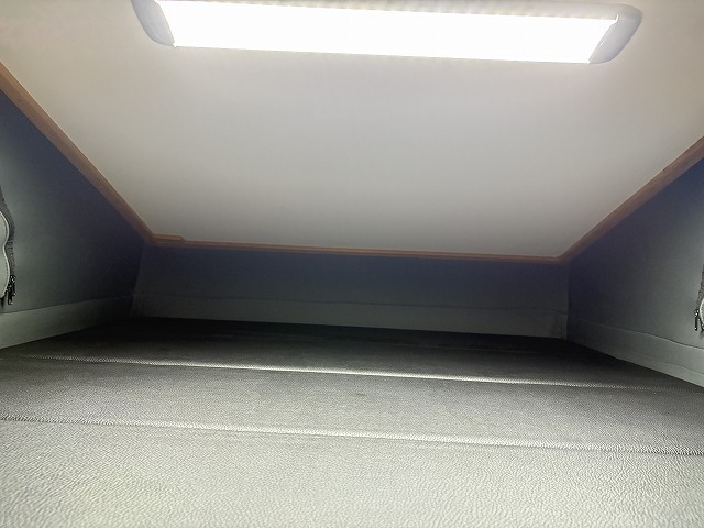 キャンピングカータウンエース