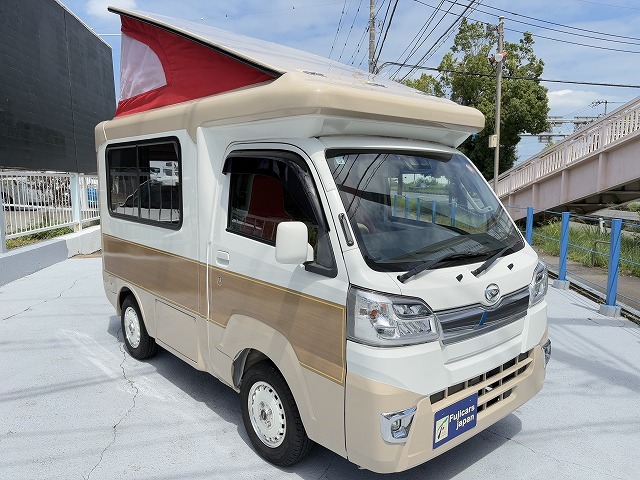キャンピングカー軽キャンパー