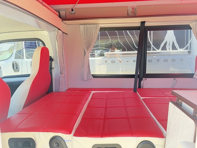 キャンピングカー軽キャンパー