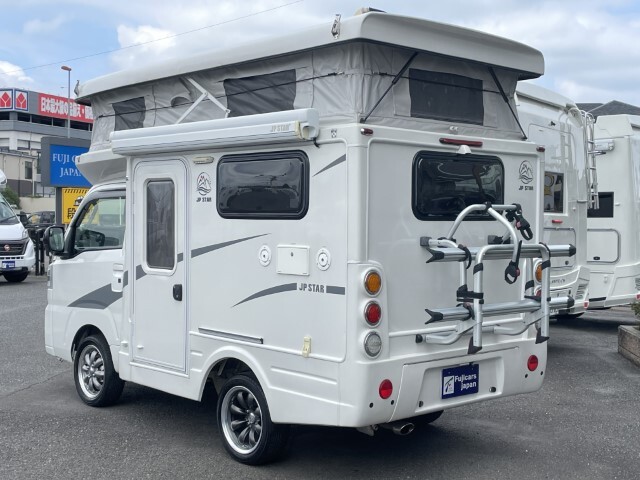 キャンピングカー軽キャンパー