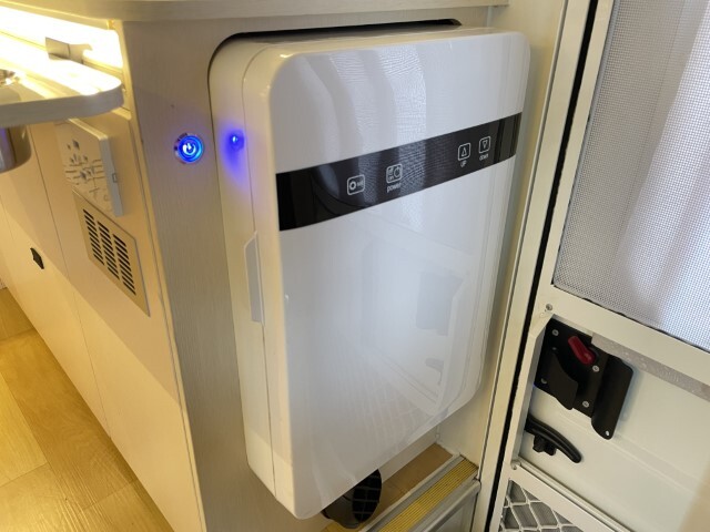 キャンピングカー軽キャンパー