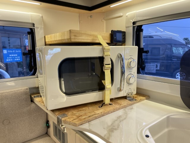 キャンピングカー軽キャンパー