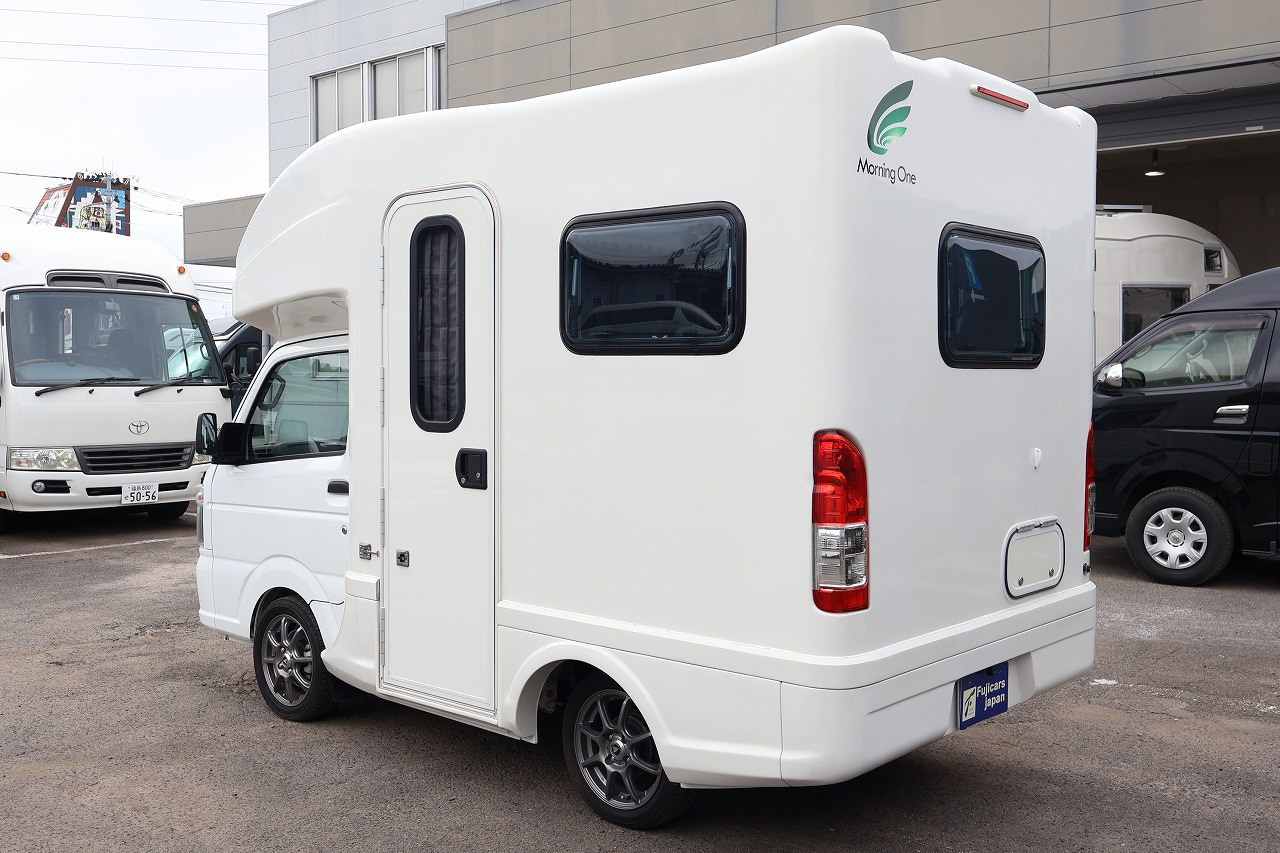 キャンピングカー軽キャンパー