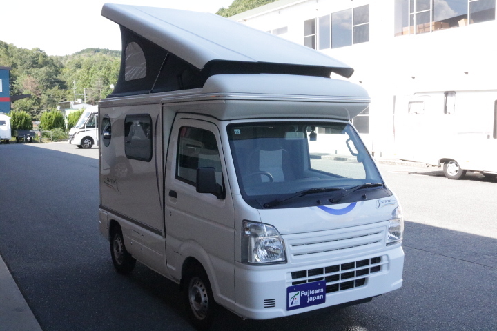 キャンピングカー軽キャンパー
