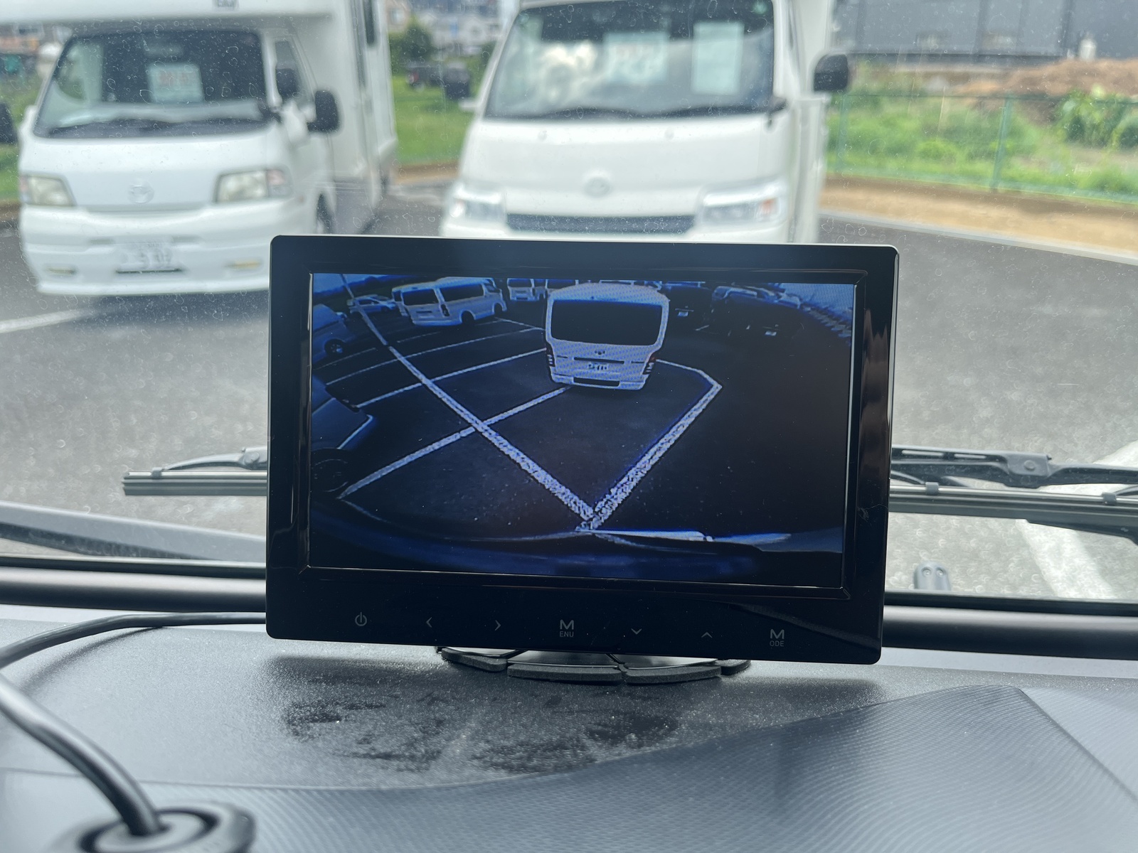 キャンピングカーキャブコン