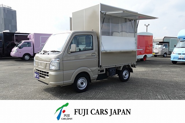 NT100クリッパー 移動販売車 キッチンカー　フードトラック