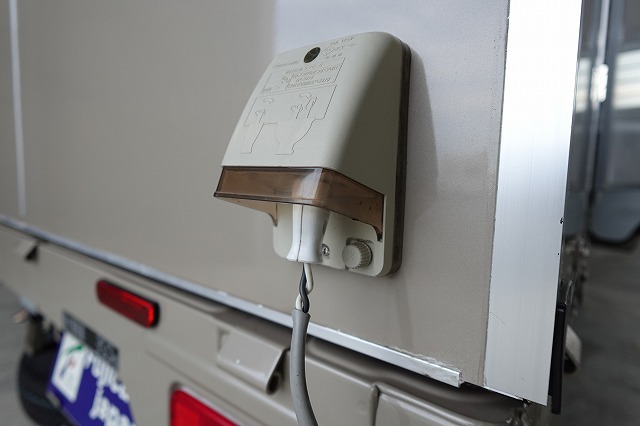 日産NT100クリッパー